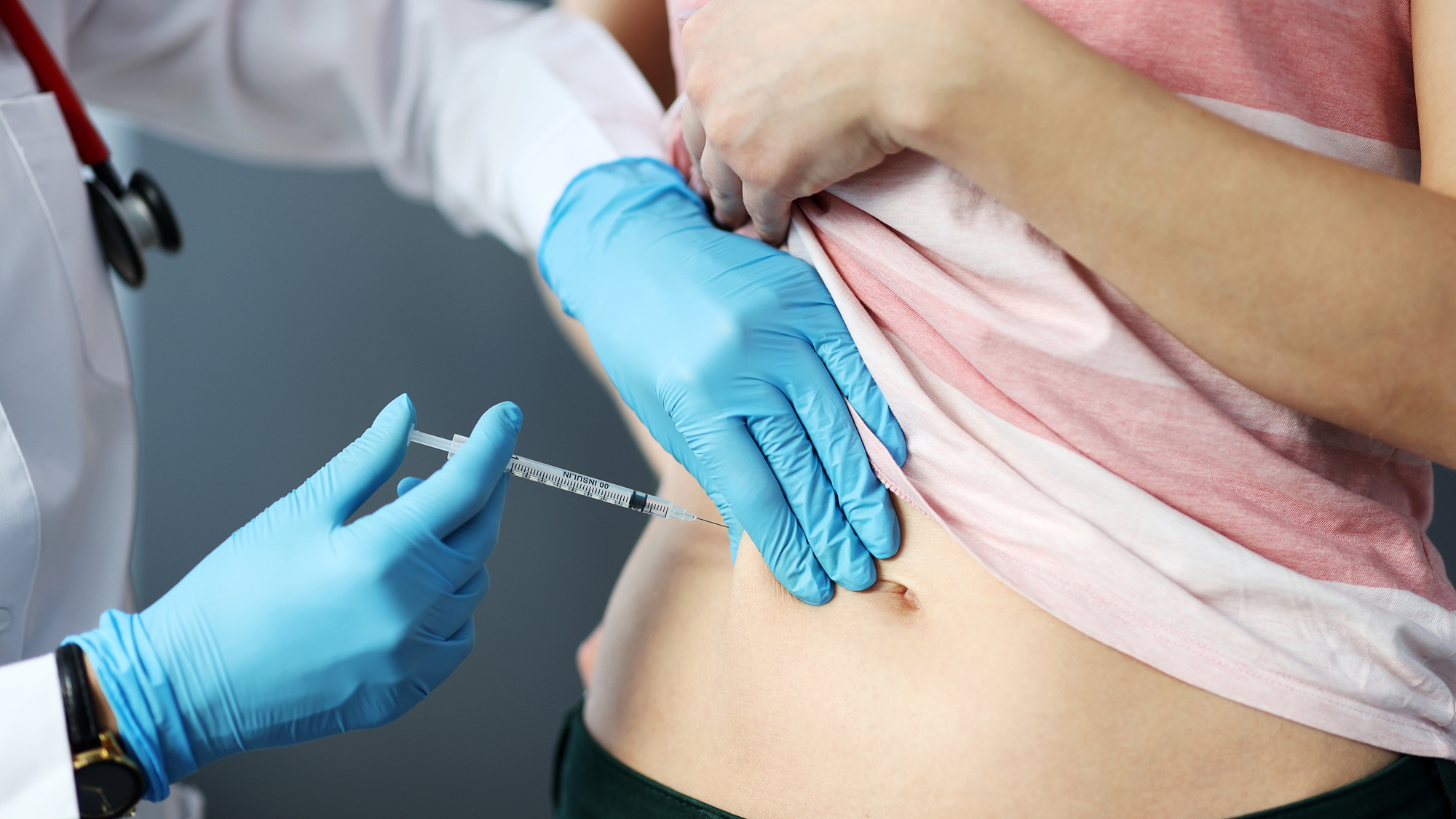 Đã có thuốc tiêm phòng HIV đạt hiệu quả 100%, giá 536 triệu VNĐ/liều, cần tiêm nhắc lại mỗi 6 tháng- Ảnh 4. Đã có thuốc tiêm phòng HIV đạt hiệu quả 100%, giá 536 triệu VNĐ/liều, cần tiêm nhắc lại mỗi 6 tháng- Ảnh 4.