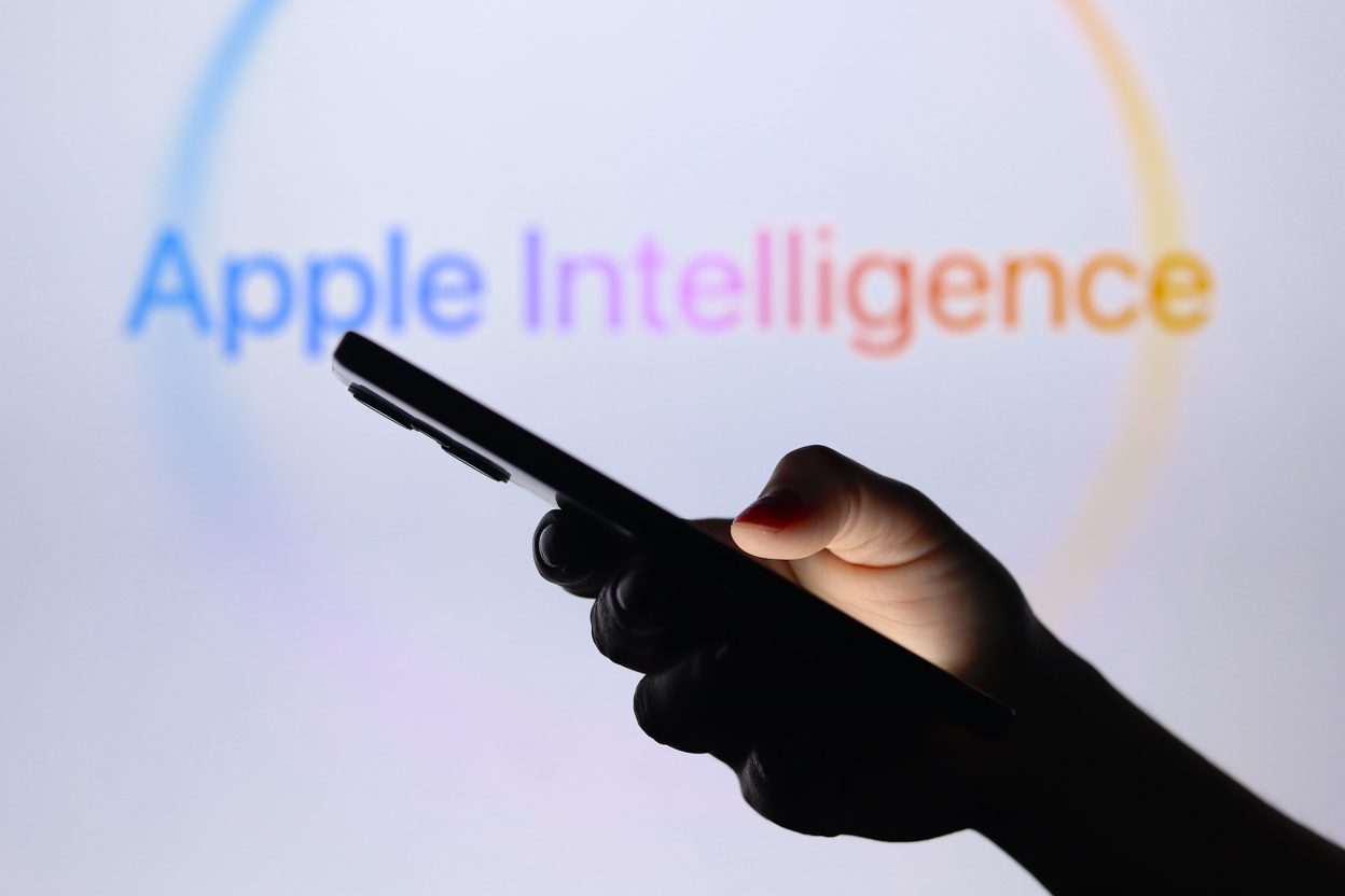 Apple "chơi lớn": Miễn phí Apple Intelligence đến tận năm 2027- Ảnh 1. Apple "chơi lớn": Miễn phí Apple Intelligence đến tận năm 2027- Ảnh 1.
