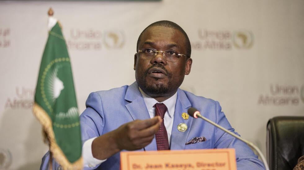 Châu Phi tuyên bố tình trạng khẩn cấp toàn lục địa với bệnh đậu mùa khỉ: Liệu một đại dịch toàn cầu mới có bùng phát?- Ảnh 1. Châu Phi tuyên bố tình trạng khẩn cấp toàn lục địa với bệnh đậu mùa khỉ: Liệu một đại dịch toàn cầu mới có bùng phát?- Ảnh 1.