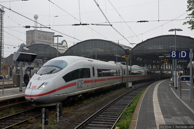 'Đại bàng' châu Âu ngỏ ý hợp tác dự án đường sắt tốc độ cao 70 tỷ USD của Việt Nam: đi đầu trong lĩnh vực tàu điện cao tốc tại Đức, tốc độ lên tới 300 km/h- Ảnh 2. 'Đại bàng' châu Âu ngỏ ý hợp tác dự án đường sắt tốc độ cao 70 tỷ USD của Việt Nam: đi đầu trong lĩnh vực tàu điện cao tốc tại Đức, tốc độ lên tới 300 km/h- Ảnh 2.