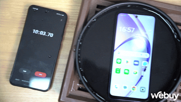 'Tra tấn' OPPO A3 để thử độ bền quân đội: Ngâm nước, ném cầu thang và cán xe qua- Ảnh 4. 'Tra tấn' OPPO A3 để thử độ bền quân đội: Ngâm nước, ném cầu thang và cán xe qua- Ảnh 4.