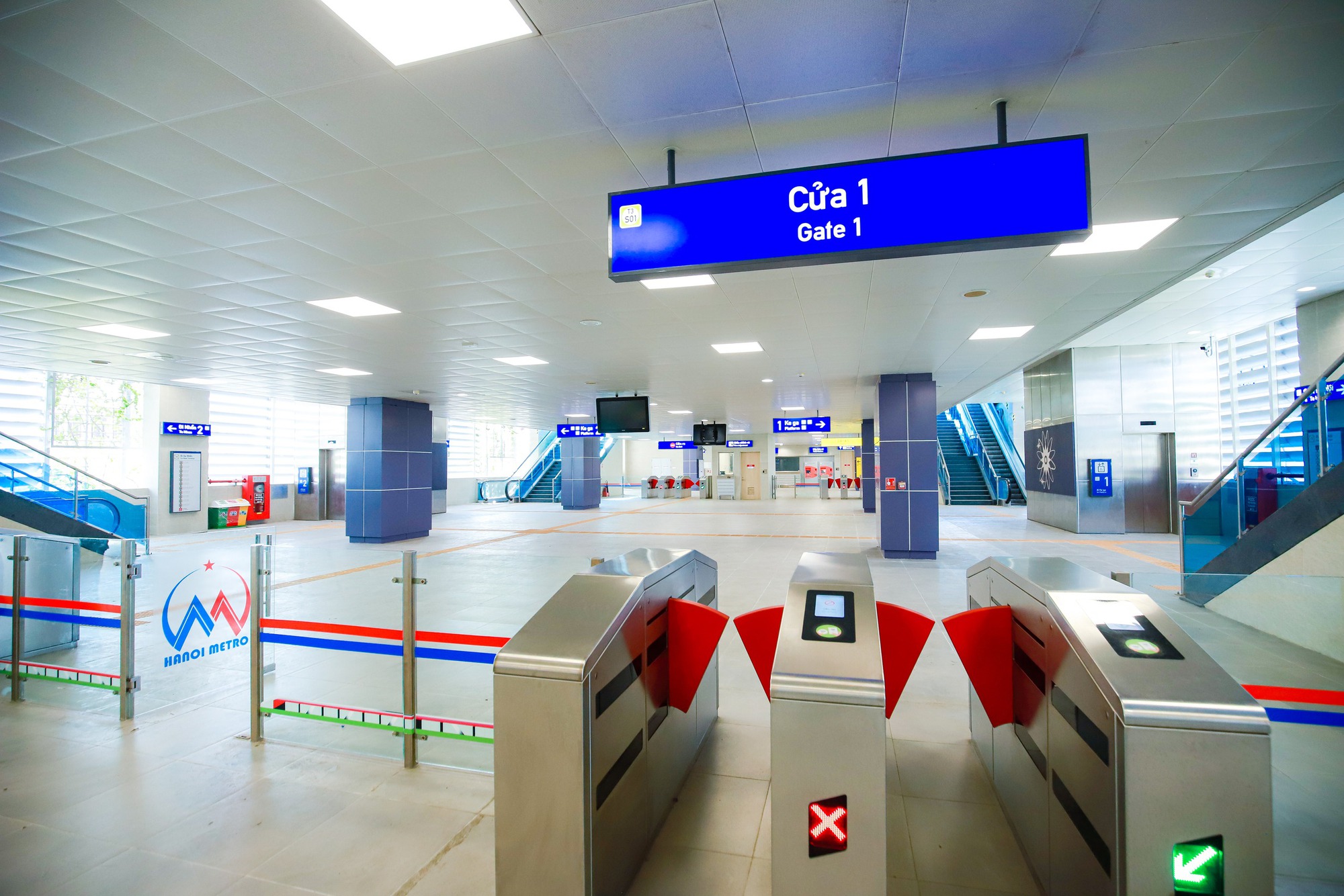 "Đột nhập" truyến metro Nhổn - ga Hà Nội trước ngày vận hành thương mại- Ảnh 5. "Đột nhập" truyến metro Nhổn - ga Hà Nội trước ngày vận hành thương mại- Ảnh 5.