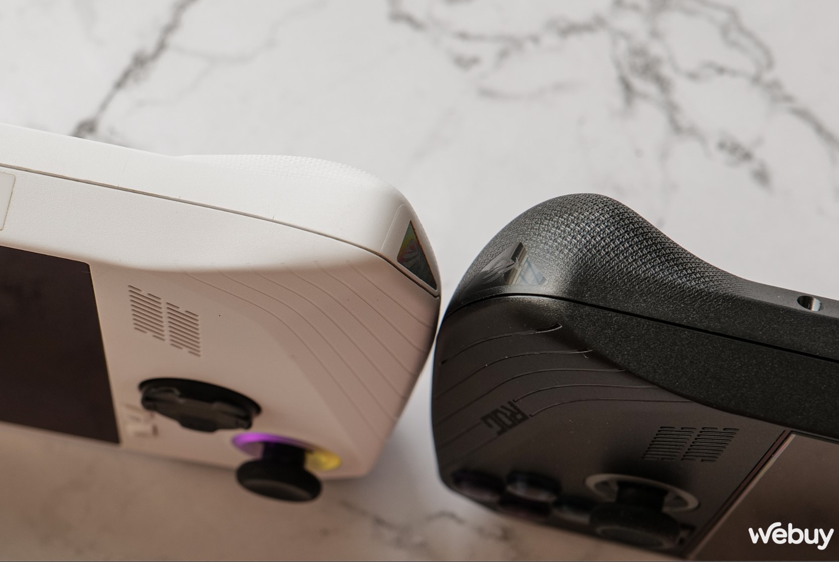 Asus ROG Ally X so găng “đàn anh” Ally: Đắt hơn nhưng liệu có xắt ra miếng?- Ảnh 13. Asus ROG Ally X so găng “đàn anh” Ally: Đắt hơn nhưng liệu có xắt ra miếng?- Ảnh 13.