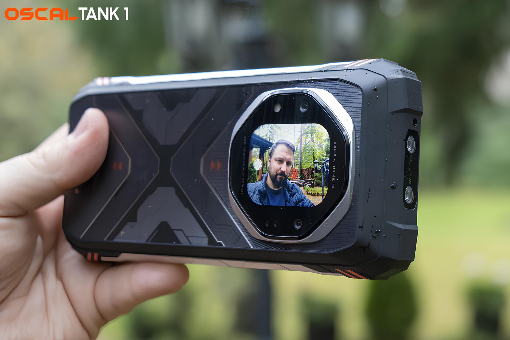 Điện thoại siêu bền 2 màn hình này được quảng cáo có "RAM 48GB", nhưng tin lời là dở- Ảnh 3. Điện thoại siêu bền 2 màn hình này được quảng cáo có "RAM 48GB", nhưng tin lời là dở- Ảnh 3.