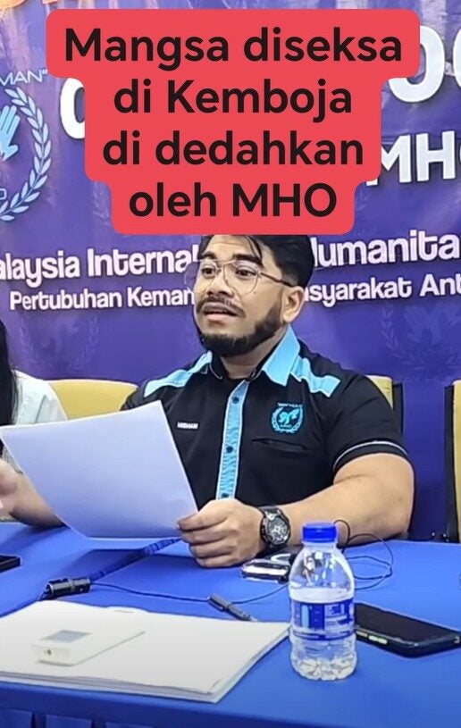 Cô gái tiết lộ cuộc sống Cô gái tiết lộ cuộc sống