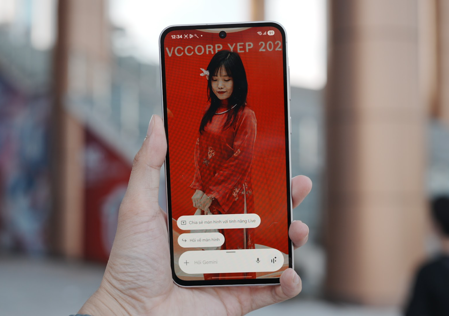 Kh&ocirc;ng c&ograve;n lo &ldquo;mua hớ&rdquo;: Gemini Live chỉ bạn c&aacute;ch chọn m&oacute;n đồ hợp t&uacute;i tiền v&agrave; bền l&acirc;u- Ảnh 3.