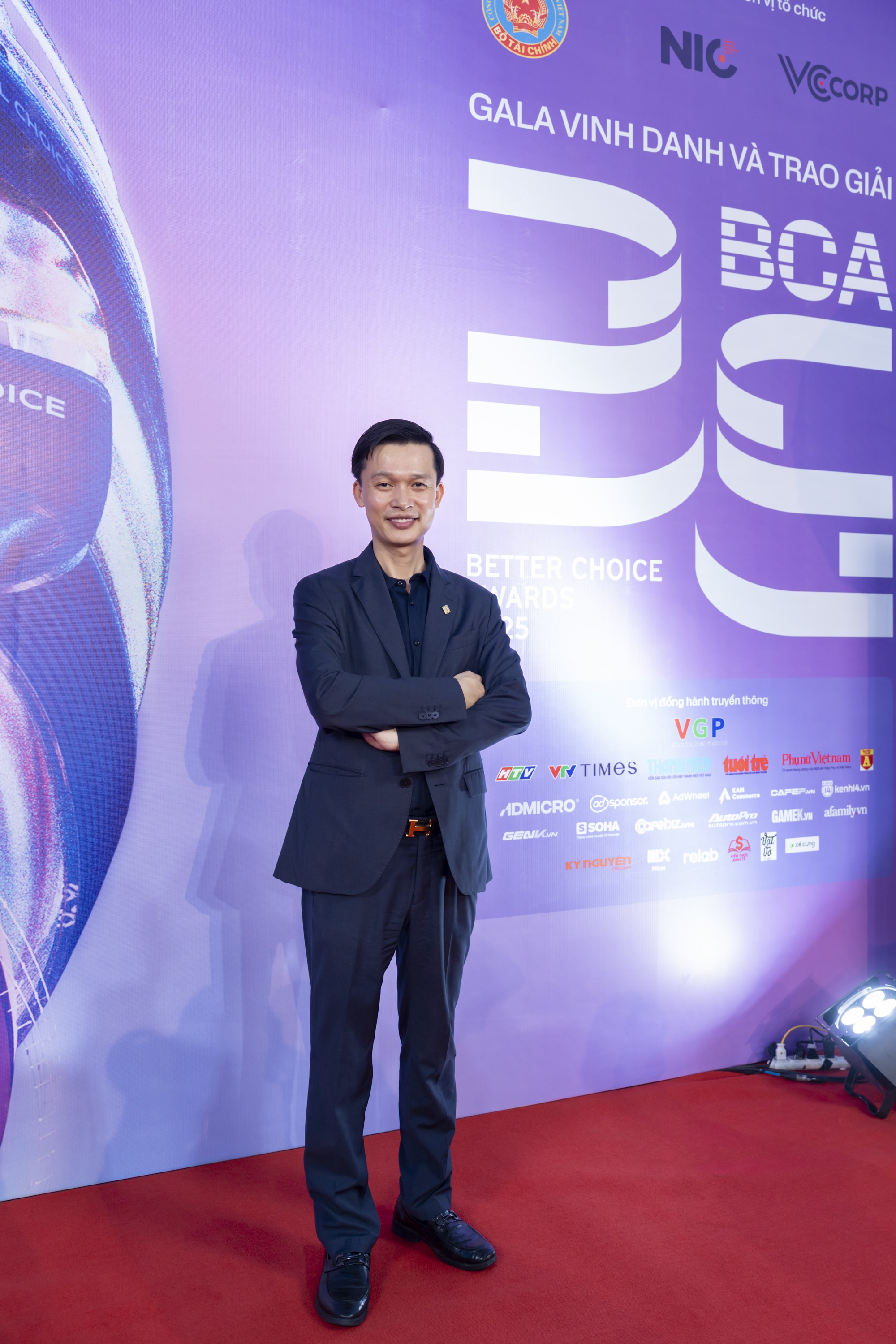 Founder của Loca AI: chúng tôi tự tin với vị thế "tiên phong ở trên thế giới về dịch thuật trên thiết bị"- Ảnh 2. Founder của Loca AI: chúng tôi tự tin với vị thế "tiên phong ở trên thế giới về dịch thuật trên thiết bị"- Ảnh 2.