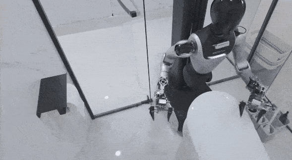 Lao c&ocirc;ng tại Trung Quốc mất việc v&igrave; robot - Ảnh 4.