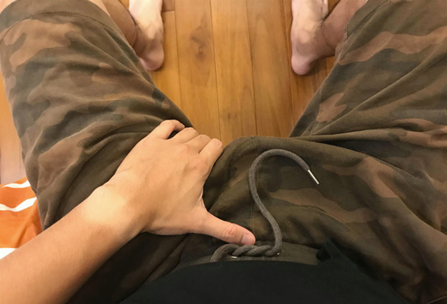 Nam nh&acirc;n vi&ecirc;n IT 25 tuổi t&igrave;nh cờ ph&aacute;t hiện ung thư tinh ho&agrave;n từ một dấu hiệu bất thường - Ảnh 2.