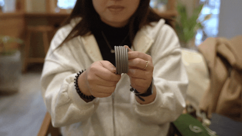 Ai th&iacute;ch gọn g&agrave;ng nhất định n&ecirc;n mua c&aacute;p sạc kiểu n&agrave;y- Ảnh 1.