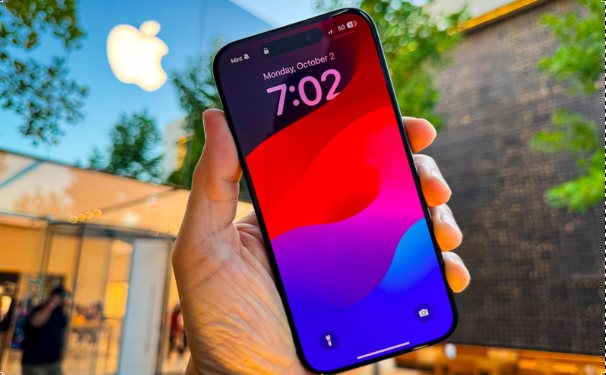 Mẫu iPhone giảm s&acirc;u đến 6 triệu, b&aacute;n chạy nhất thế giới 2024: S24 Ultra kh&ocirc;ng b&igrave; kịp về doanh số- Ảnh 1.