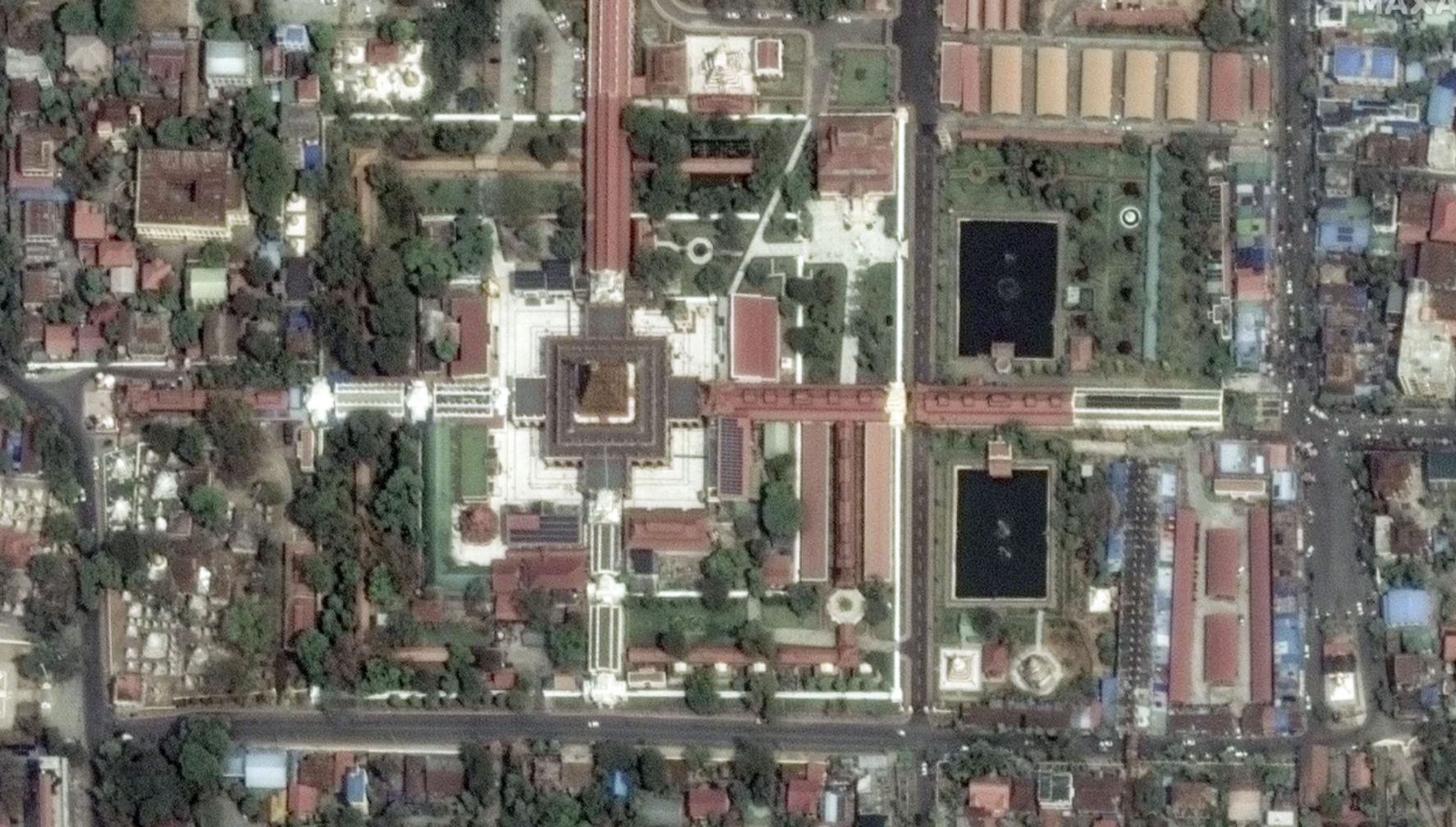 Bộ ảnh trước - sau hé lộ sức tàn phá của động đất Myanmar nhìn từ vũ trụ- Ảnh 1. Bộ ảnh trước - sau hé lộ sức tàn phá của động đất Myanmar nhìn từ vũ trụ- Ảnh 1.