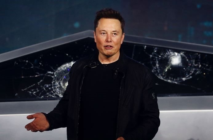 Thất bại lớn nhất sự nghiệp Elon Musk: L&agrave;m Cybertruck để tiết kiệm 200 triệu USD x&acirc;y xưởng sơn nhưng ti&ecirc;u tốn cả thập kỷ nghi&ecirc;n cứu, vừa hoạt động 13 th&aacute;ng đ&atilde; bị thu hồi 8 lần- Ảnh 1.