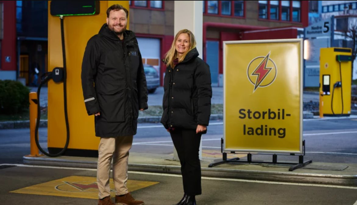 Khi xe xăng trở th&agrave;nh dĩ v&atilde;ng: Đằng sau cuộc c&aacute;ch mạng thầm lặng l&agrave;m thay đổi to&agrave;n diện bộ mặt quốc gia ch&acirc;u &Acirc;u- Ảnh 3.