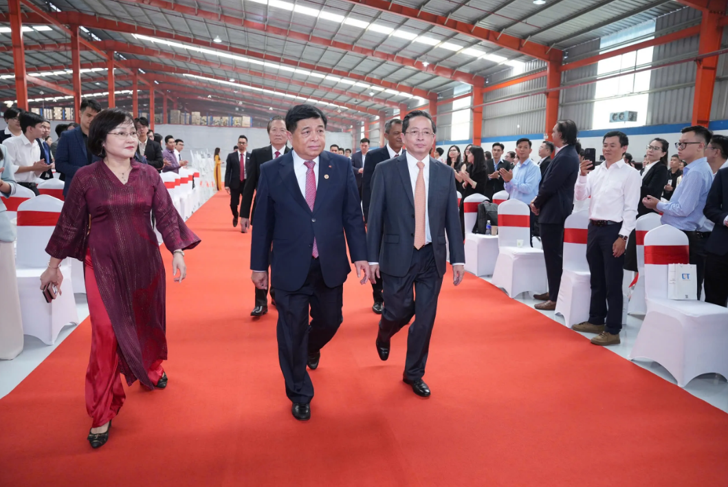 Khởi công nhà máy chip bán dẫn đầu tiên do người Việt Nam làm chủ công nghệ- Ảnh 2. Khởi công nhà máy chip bán dẫn đầu tiên do người Việt Nam làm chủ công nghệ- Ảnh 2.