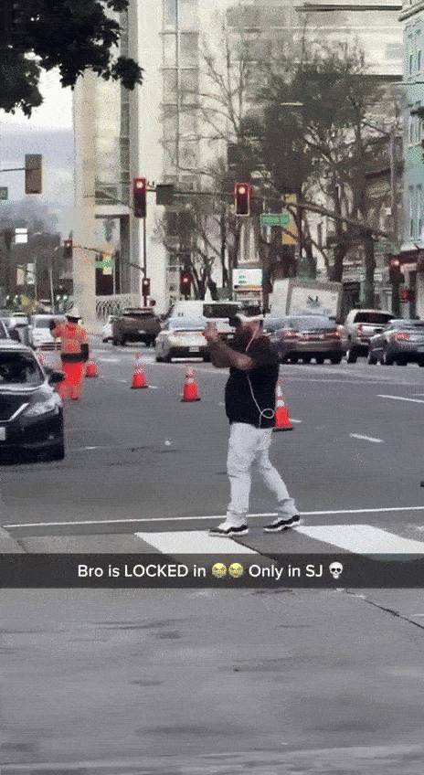 "Fan cứng" của Apple cũng phải ch&ecirc; Vision Pro sau một năm sử dụng: như đeo MacBook 200 c&acirc;n l&ecirc;n mặt để bị thi&ecirc;n hạ chế giễu- Ảnh 2.