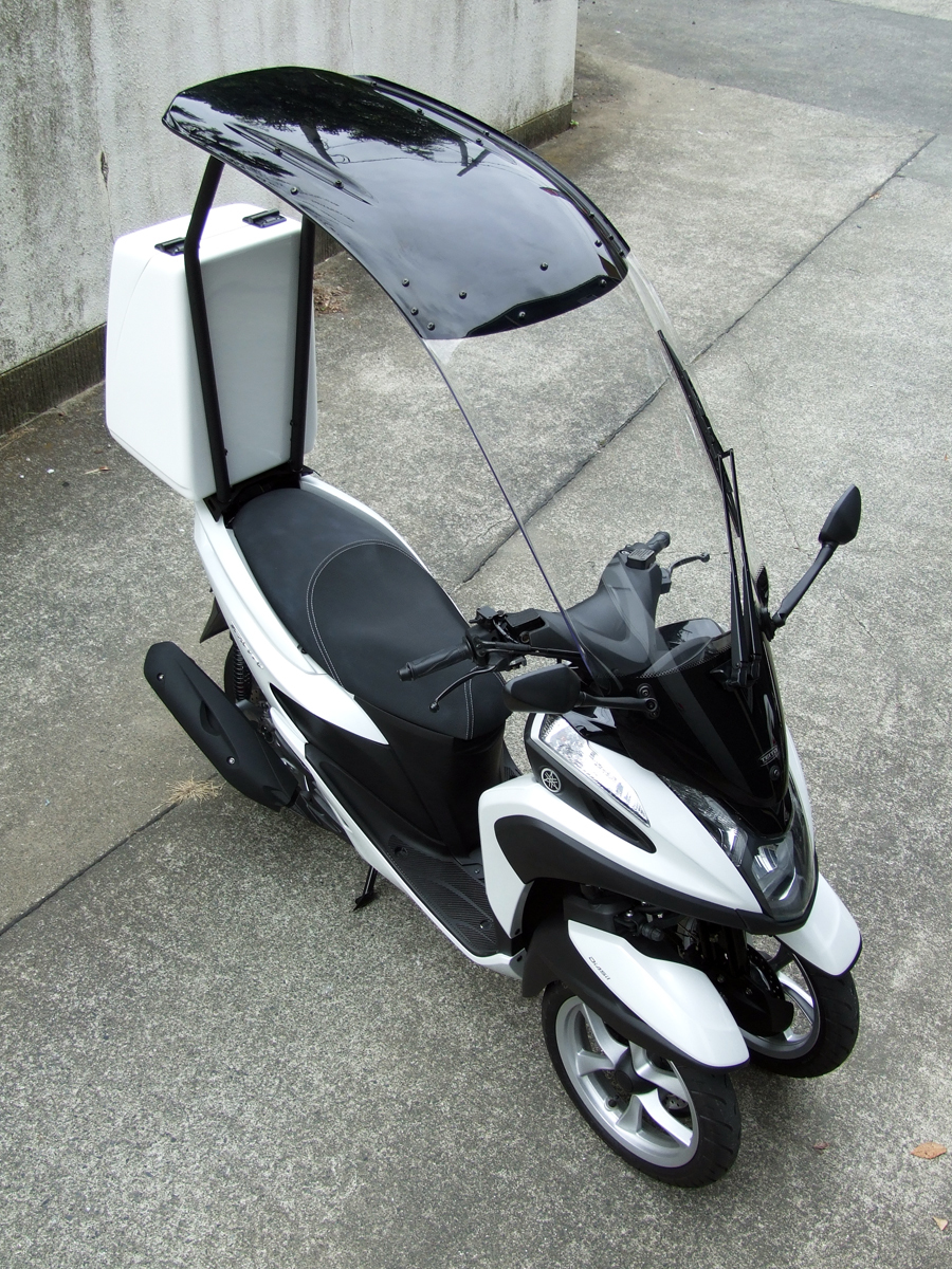 Vừa về Việt Nam xe tay ga Nhật cực lạ: Ăn xăng 2,5L/100km, xe có 3 bánh nhưng dùng bằng lái xe máy 2 bánh- Ảnh 6. Vừa về Việt Nam xe tay ga Nhật cực lạ: Ăn xăng 2,5L/100km, xe có 3 bánh nhưng dùng bằng lái xe máy 2 bánh- Ảnh 6.