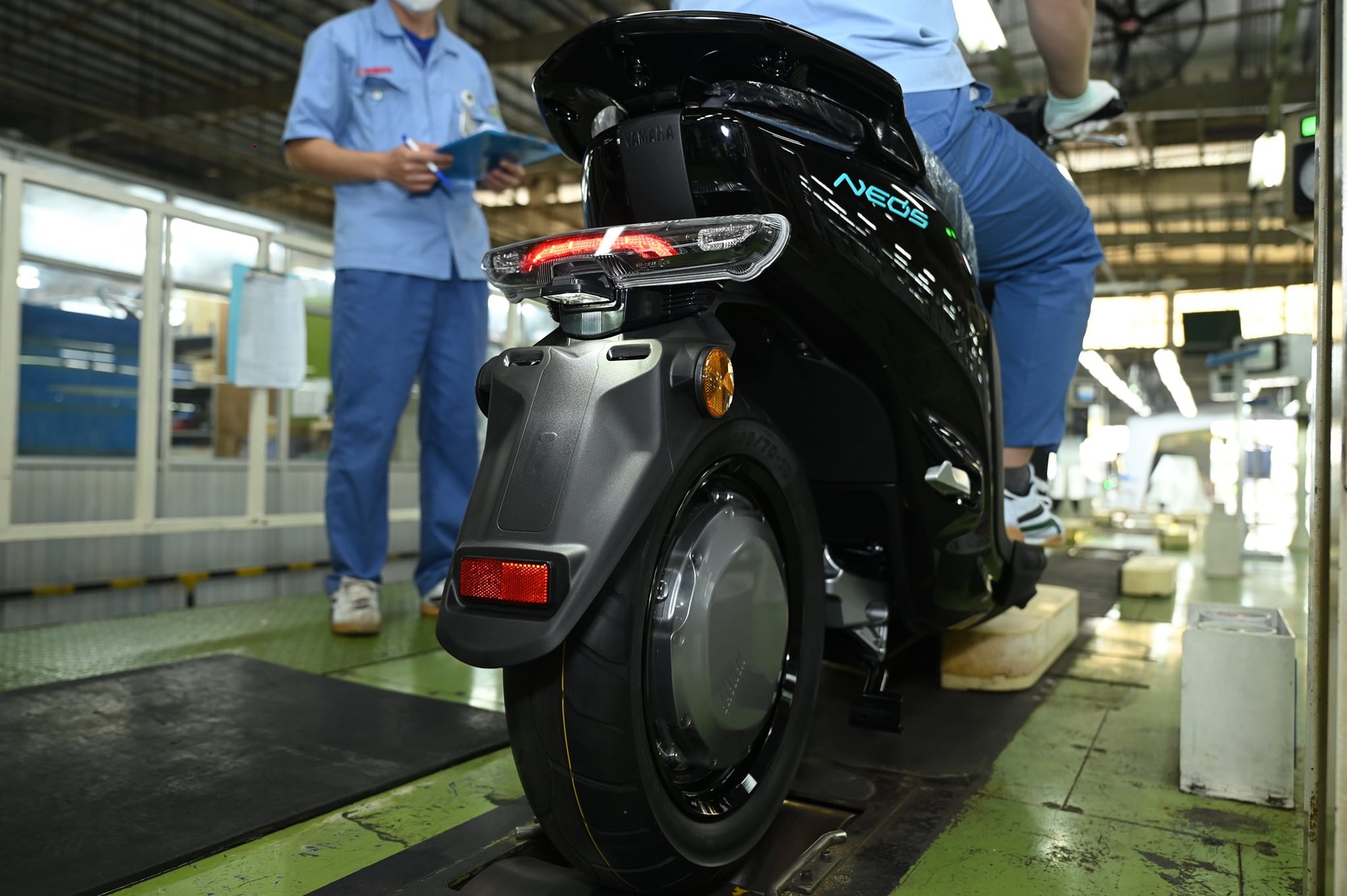 Xe máy điện lắp ráp ở Sóc Sơn, xuất đi châu Âu nhận ưu đãi khủng: Tặng tiền mặt bằng 30% giá xe hoặc pin- Ảnh 3. Xe máy điện lắp ráp ở Sóc Sơn, xuất đi châu Âu nhận ưu đãi khủng: Tặng tiền mặt bằng 30% giá xe hoặc pin- Ảnh 3.