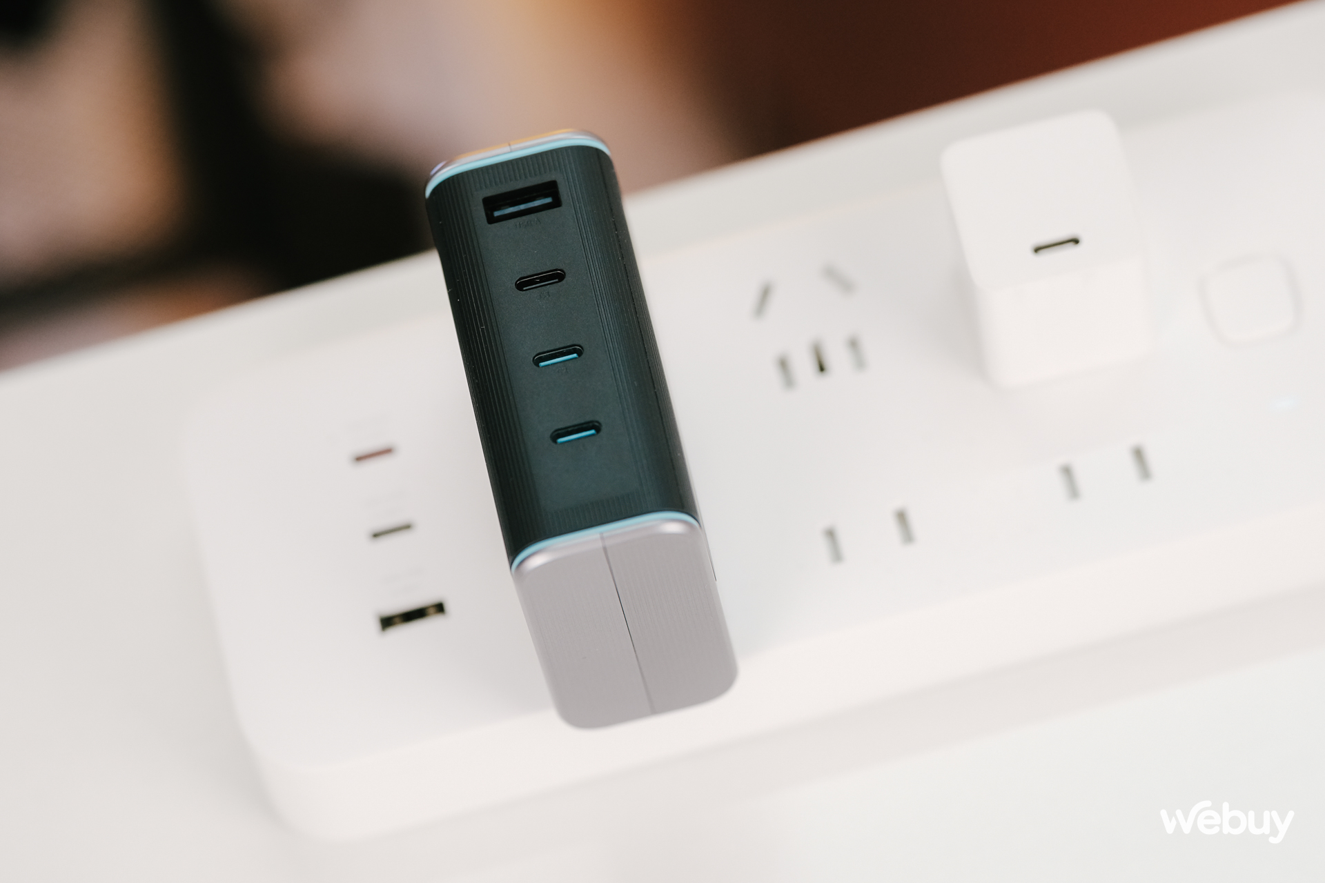 Đồ Xiaomi giờ vừa rẻ lại vừa ngon: Mua củ sạc 140W m&agrave; gi&aacute; chỉ bằng củ sạc 65W của c&aacute;c h&atilde;ng kh&aacute;c, bản 120W c&ograve;n rẻ hơn nữa- Ảnh 21.