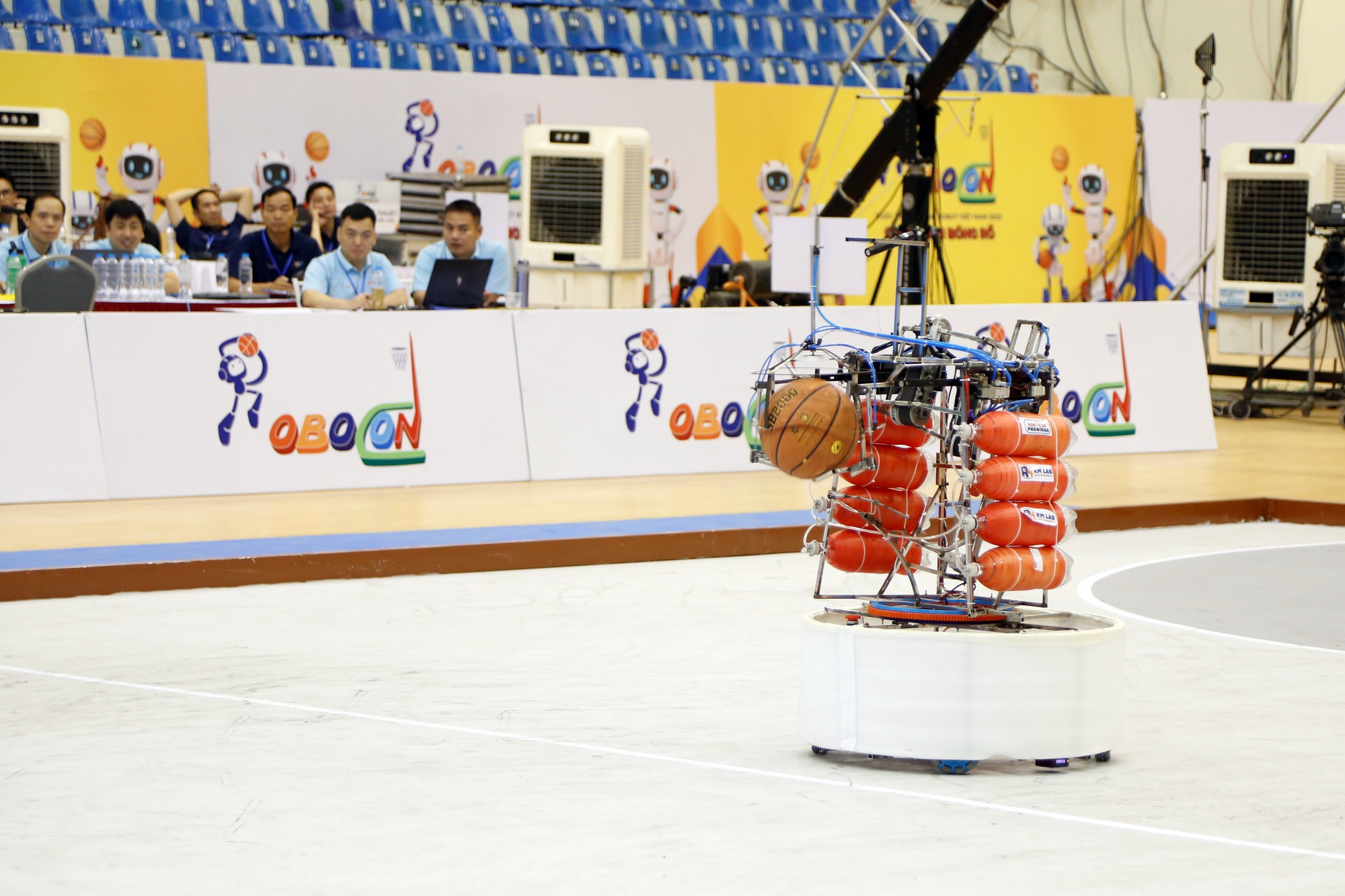 Robocon Việt Nam 2025: Các đội mạnh trở lại đầy ấn tượng tại vòng sơ tuyển- Ảnh 34. Robocon Việt Nam 2025: Các đội mạnh trở lại đầy ấn tượng tại vòng sơ tuyển- Ảnh 34.