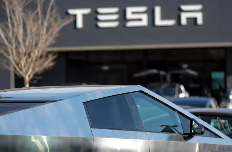 Bi thảm chủ xe Cybertruck tử vong v&igrave; chết ngạt: Tương lai Tesla kh&ocirc;ng biết đi về đ&acirc;u!- Ảnh 2.