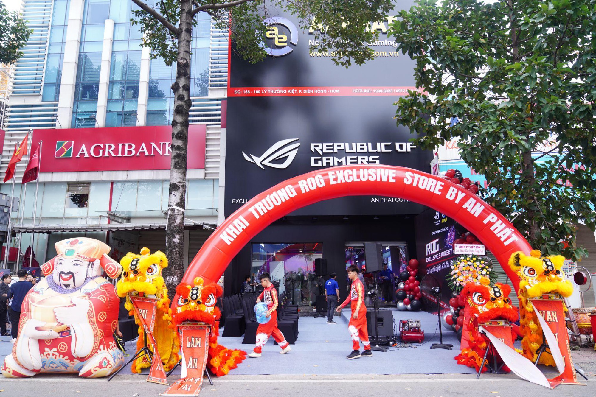 Chính thức khai trương ROG Exclusive Store: An Phát Computer “bắt tay” ASUS tạo nên dấu ấn mới- Ảnh 1. Chính thức khai trương ROG Exclusive Store: An Phát Computer “bắt tay” ASUS tạo nên dấu ấn mới- Ảnh 1.