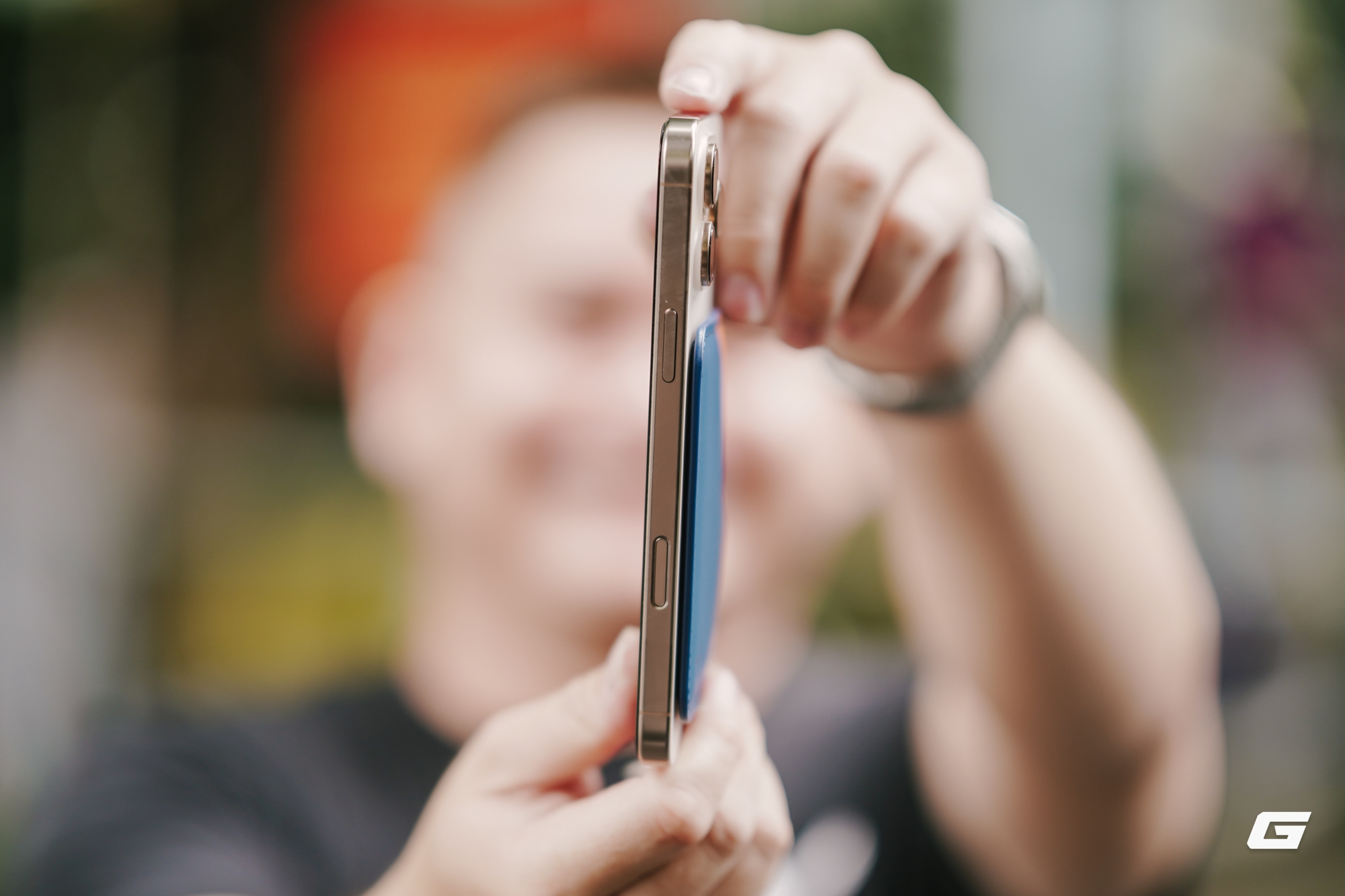 Món phụ kiện 199K biến iPhone thành "ví di động" mà ai cũng nên sắm một chiếc- Ảnh 8. Món phụ kiện 199K biến iPhone thành "ví di động" mà ai cũng nên sắm một chiếc- Ảnh 8.