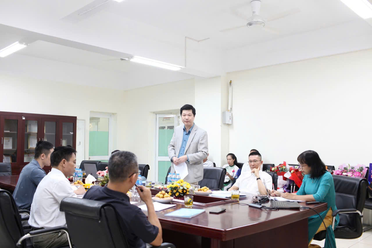 PGS.TS L&ecirc; Ho&agrave;ng Sơn: Better Choice Awards cần ưu ti&ecirc;n c&aacute;c sản phẩm c&ocirc;ng nghệ &ldquo;Make in Vietnam&rdquo;, với h&agrave;m lượng chất x&aacute;m cao do người Việt l&agrave;m chủ- Ảnh 5.