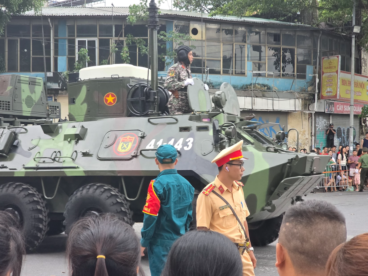 Tận dụng AI tr&ecirc;n Galaxy Z Fold7 để chuẩn bị cho sự kiện A80 đầy &yacute; nghĩa- Ảnh 4.