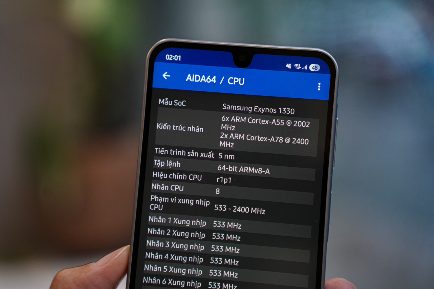 Ra mắt kh&ocirc;ng ầm ĩ khoa trương, nhưng từ học sinh, shipper cho đến người lao động n&ecirc;n ch&uacute; &yacute; tới chiếc smartphone mới n&agrave;y của Samsung- Ảnh 9.