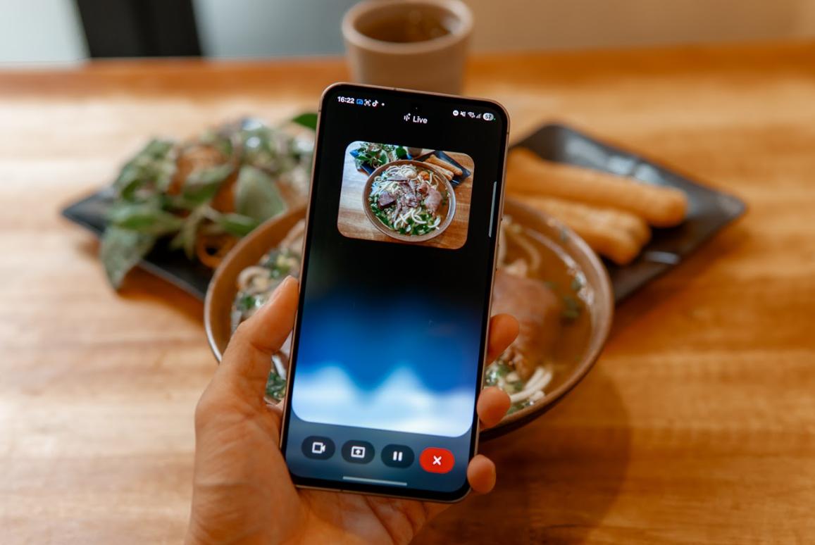 Gemini Live trên Galaxy A56 5G: Chỉ một công cụ nhưng mang đến ngàn cách bứt phá cho GenZ- Ảnh 2. Gemini Live trên Galaxy A56 5G: Chỉ một công cụ nhưng mang đến ngàn cách bứt phá cho GenZ- Ảnh 2.