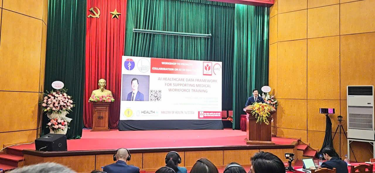 PGS.TS Lê Hoàng Sơn: Khung dữ liệu chuẩn hóa là "chìa khóa" để AI đồng hành cùng y tế Việt Nam - Ảnh 1. PGS.TS Lê Hoàng Sơn: Khung dữ liệu chuẩn hóa là "chìa khóa" để AI đồng hành cùng y tế Việt Nam - Ảnh 2.