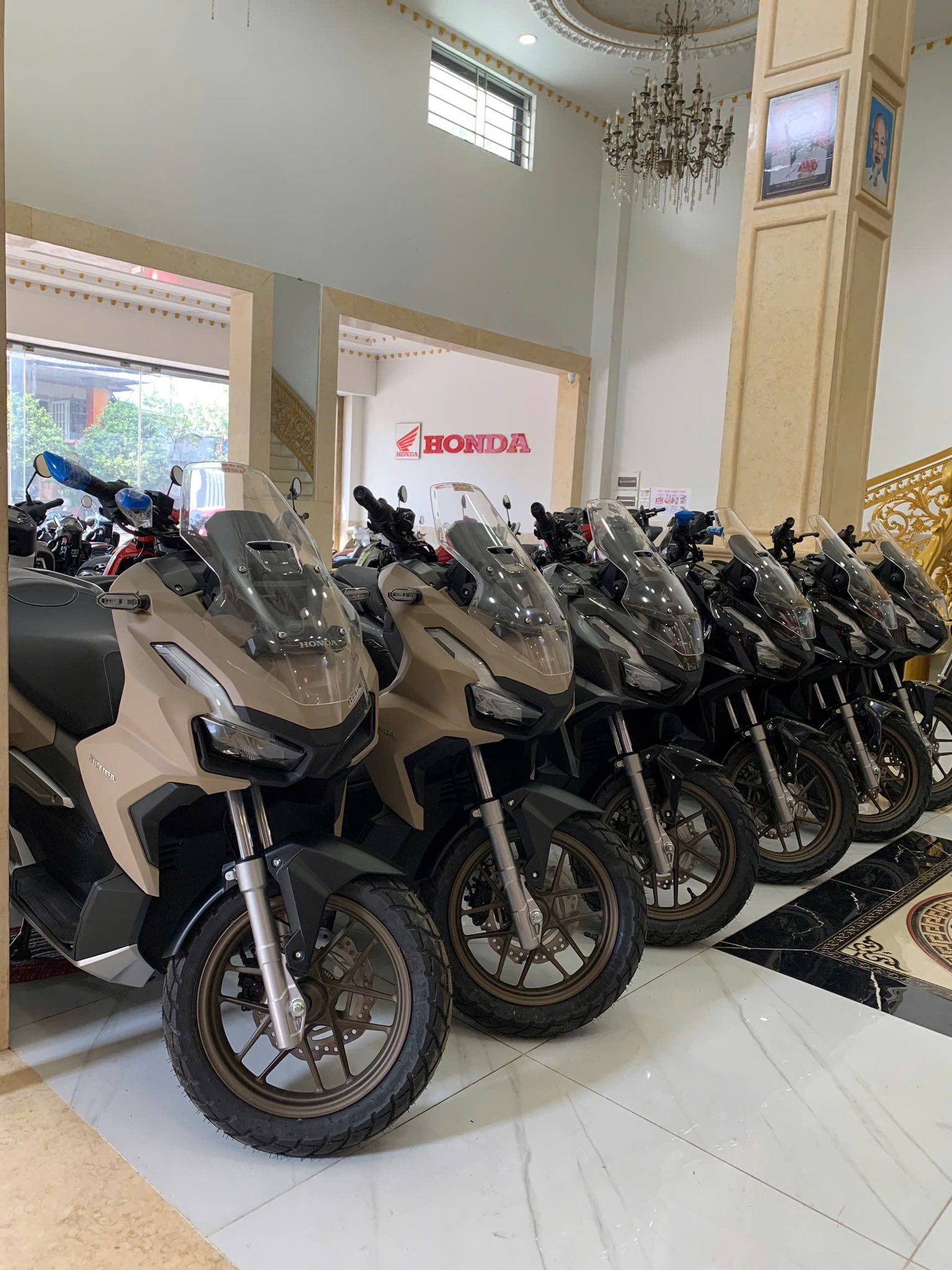 Honda ra mắt "vua xe ga" mới, giá từ 85 triệu đồng - Ảnh 5. Honda ra mắt "vua xe ga" mới, giá từ 85 triệu đồng - Ảnh 5.