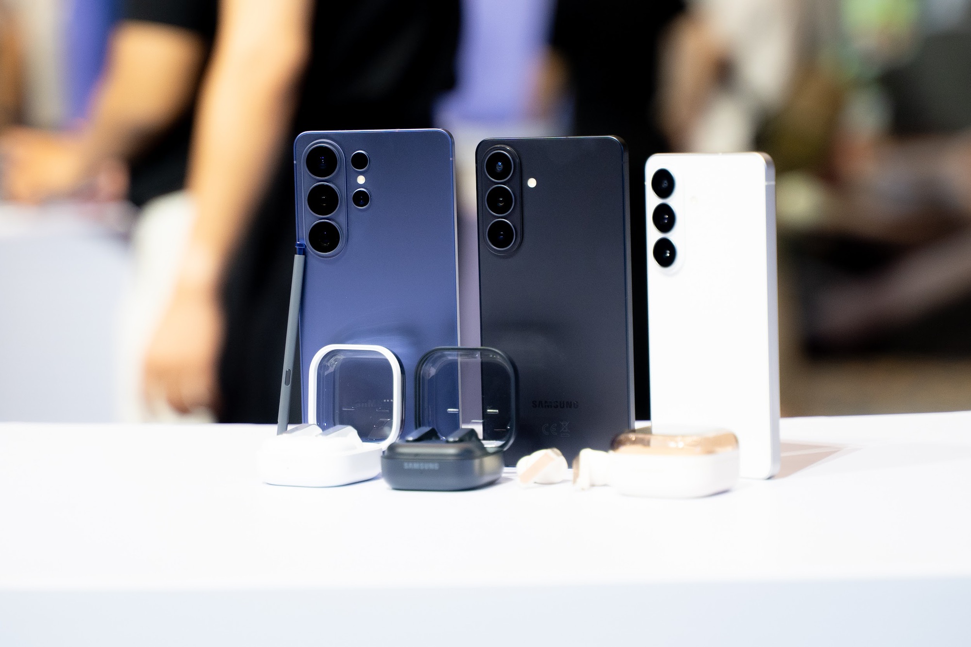 Galaxy S26 series ra mắt, ưu đãi lên đến 8 triệu khi thu cũ lên đời tại CellphoneS - Ảnh 2. Galaxy S26 series ra mắt, ưu đãi lên đến 8 triệu khi thu cũ lên đời tại CellphoneS - Ảnh 2.