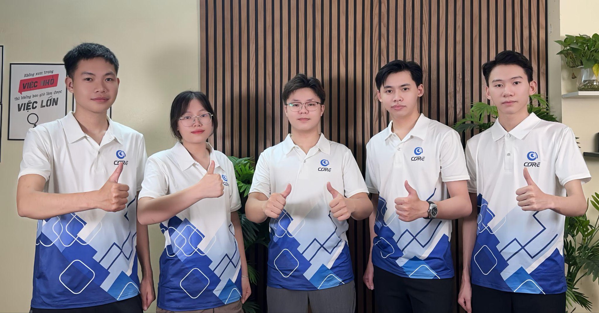 CEO Đình Triển – Người kiến tạo hệ sinh thái CORE MEDIA trong ngành dịch vụ mạng xã hội - Ảnh 4. CEO Đình Triển – Người kiến tạo hệ sinh thái CORE MEDIA trong ngành dịch vụ mạng xã hội - Ảnh 4.