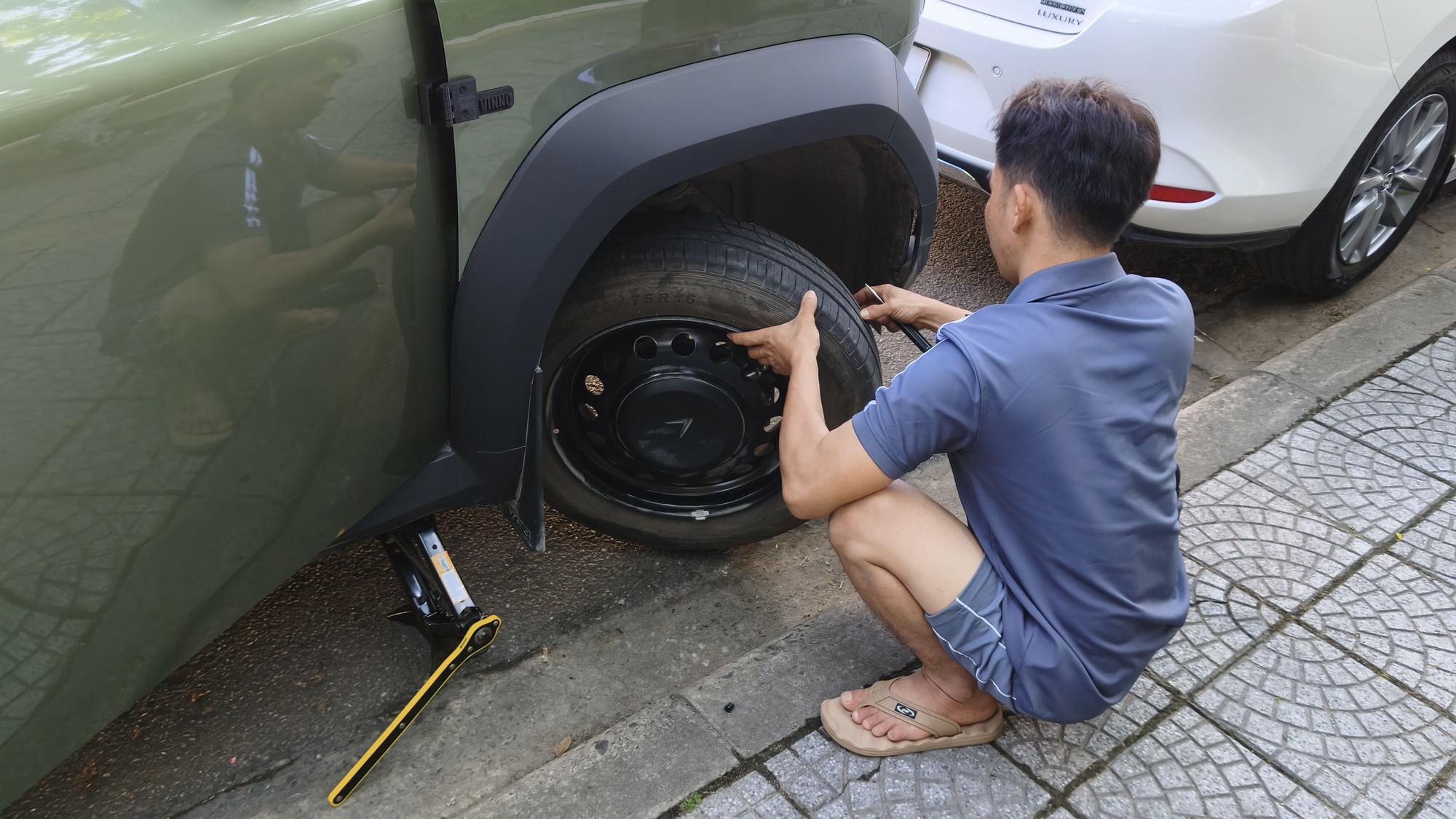 Xuyên Việt 5.500 km bằng VinFast VF 3: Sạc 53 lần, ngủ trên xe thoải mái, tiết kiệm hơn chục triệu và vượt đèo Mã Pì Lèng ngon ơ- Ảnh 12. Xuyên Việt 5.500 km bằng VinFast VF 3: Sạc 53 lần, ngủ trên xe thoải mái, tiết kiệm hơn chục triệu và vượt đèo Mã Pì Lèng ngon ơ- Ảnh 12.