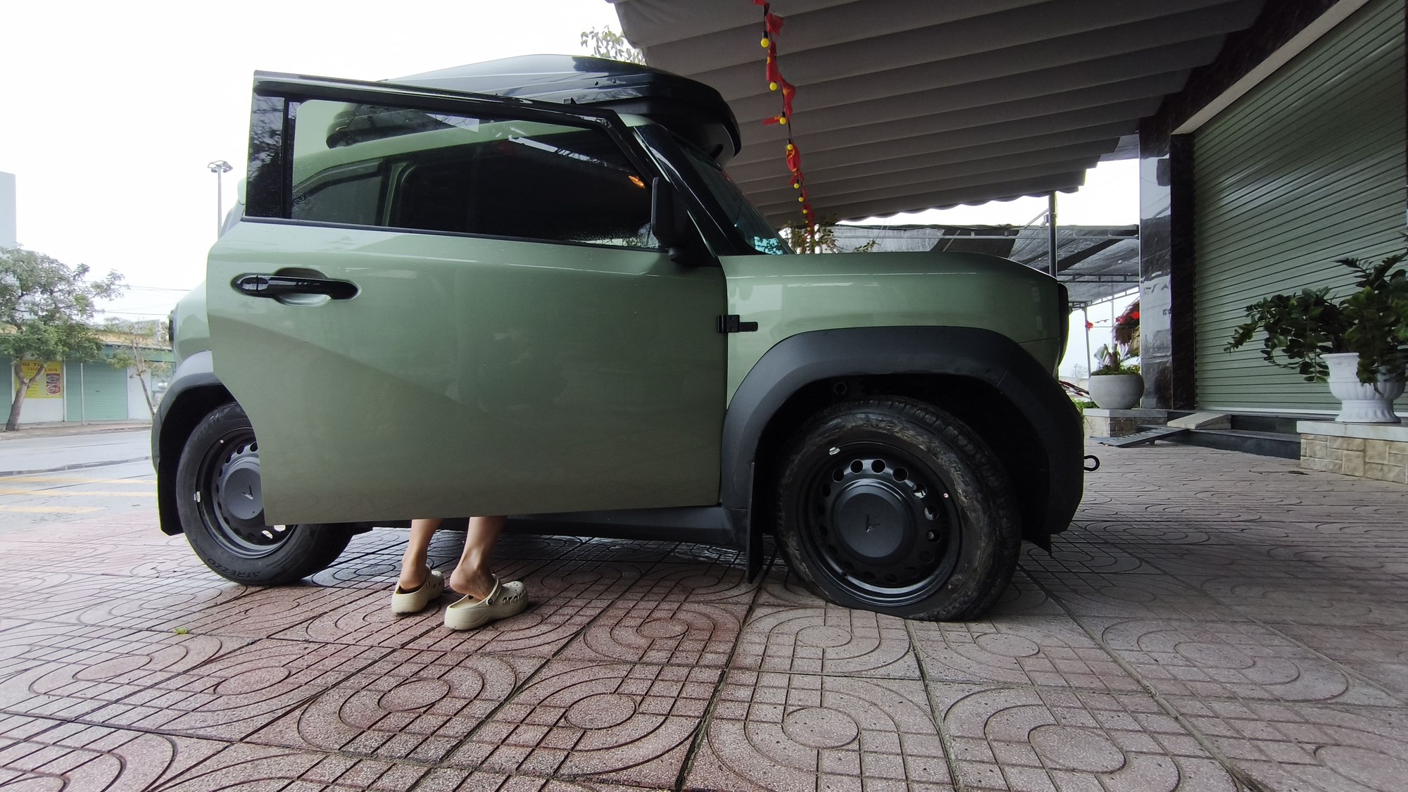 Xuyên Việt 5.500 km bằng VinFast VF 3: Sạc 53 lần, ngủ trên xe thoải mái, tiết kiệm hơn chục triệu và vượt đèo Mã Pì Lèng ngon ơ- Ảnh 10. Xuyên Việt 5.500 km bằng VinFast VF 3: Sạc 53 lần, ngủ trên xe thoải mái, tiết kiệm hơn chục triệu và vượt đèo Mã Pì Lèng ngon ơ- Ảnh 10.