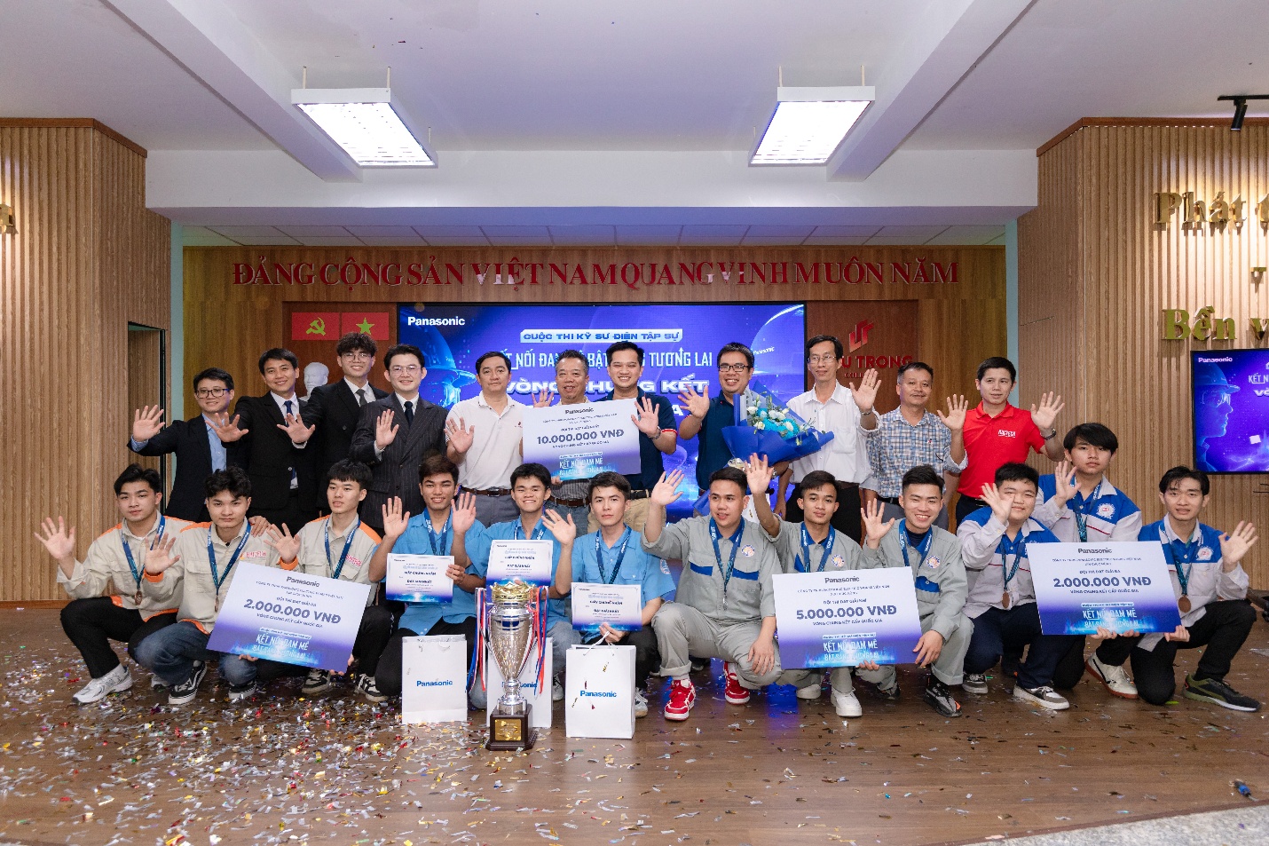 Kỹ Sư Điện Tập Sự 2025: Kết nối đam mê – Bật sáng tương lai cho sinh viên ngành điện - Ảnh 5. Kỹ Sư Điện Tập Sự 2025: Kết nối đam mê – Bật sáng tương lai cho sinh viên ngành điện - Ảnh 5.