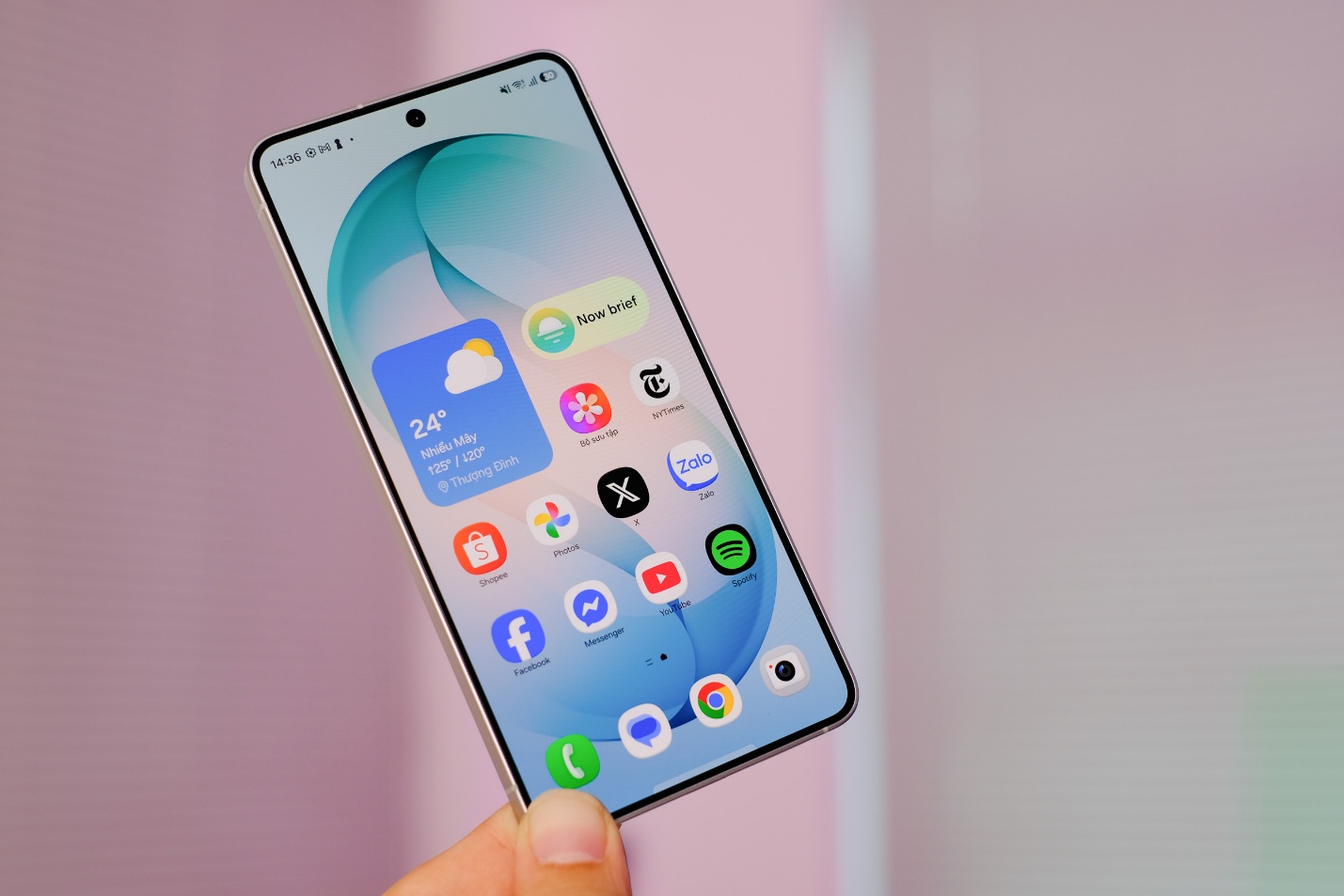 Galaxy S26 và S26+ cho thấy smartphone nhỏ gọn vẫn “đủ đô” - Ảnh 2. Galaxy S26 và S26+ cho thấy smartphone nhỏ gọn vẫn “đủ đô” - Ảnh 2.