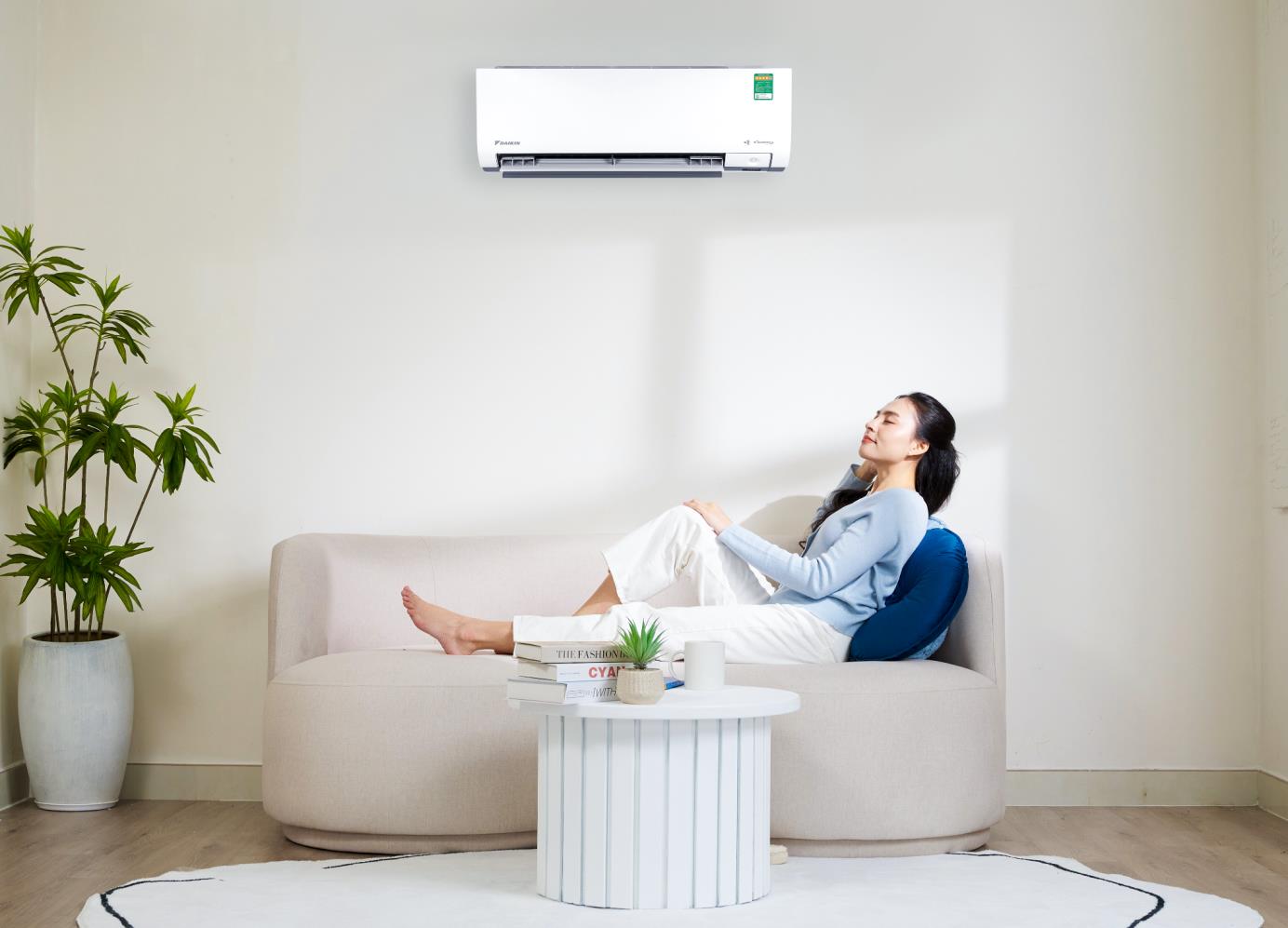 Điều hòa Daikin FTKM cho phép tùy chỉnh độ ẩm theo nhu cầu - Ảnh 2. Điều hòa Daikin FTKM cho phép tùy chỉnh độ ẩm theo nhu cầu - Ảnh 2.