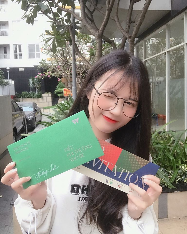 Loạt hot streamer và nữ game thủ xinh đẹp đua nhau check-in thả thính với thiệp hồng WeChoice Awards 2019 - Ảnh 12. Loạt hot streamer và nữ game thủ xinh đẹp đua nhau check-in thả thính với thiệp hồng WeChoice Awards 2019 - Ảnh 12.