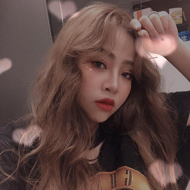 Loạt hot streamer và nữ game thủ xinh đẹp đua nhau check-in thả thính với thiệp hồng WeChoice Awards 2019 - Ảnh 9. Loạt hot streamer và nữ game thủ xinh đẹp đua nhau check-in thả thính với thiệp hồng WeChoice Awards 2019 - Ảnh 9.