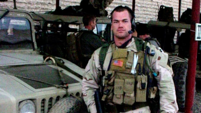 Cựu đặc nhiệm SEAL mách bạn cách bật dậy khỏi giường ngay lập tức lúc 4h30 ngay cả khi không muốn: Hãy tự đặt ra kỷ luật cho chính mình! - Ảnh 2. Cựu đặc nhiệm SEAL mách bạn cách bật dậy khỏi giường ngay lập tức lúc 4h30 ngay cả khi không muốn: Hãy tự đặt ra kỷ luật cho chính mình! - Ảnh 2.