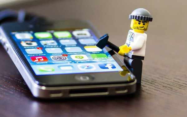 Chuy&ecirc;n gia an ninh mạng: iPhone nay dễ bẻ kh&oacute;a hơn, kh&ocirc;ng cần tới Apple - Ảnh 1.