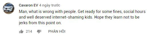 Thấy hai thanh niên cố tình đạp vào xe cà khịa nhân lúc vắng người, Tesla Model 3 liền tự động hú còi dọa họ chạy mất dép - Ảnh 3. Thấy hai thanh niên cố tình đạp vào xe cà khịa nhân lúc vắng người, Tesla Model 3 liền tự động hú còi dọa họ chạy mất dép - Ảnh 3.