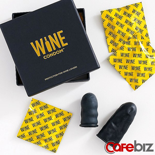 &lsquo;Ba con s&oacute;i&rsquo; d&agrave;nh cho những chai rượu: Bao b&igrave; y như &lsquo;h&agrave;ng&rsquo; thật, c&oacute; thể t&aacute;i sử dụng, gi&uacute;p nh&agrave; s&aacute;ng lập thu về cả triệu USD! - Ảnh 1.