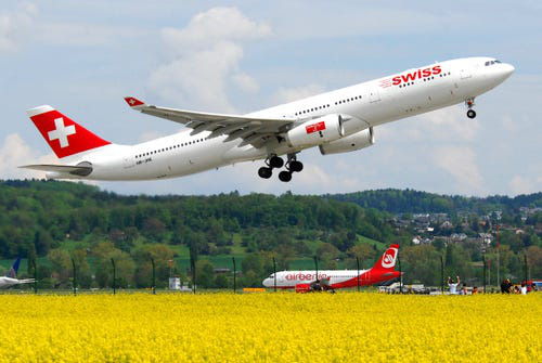 16 h&atilde;ng h&agrave;ng kh&ocirc;ng c&oacute; m&aacute;y bay được sơn đẹp nhất - Ảnh 9.