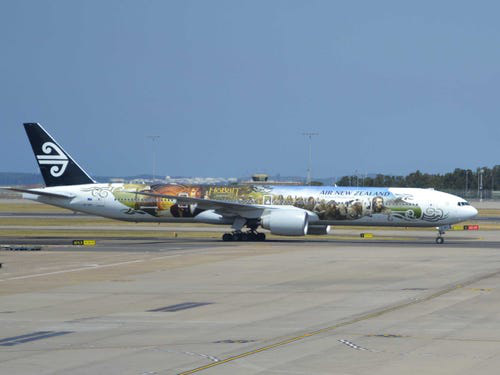 16 h&atilde;ng h&agrave;ng kh&ocirc;ng c&oacute; m&aacute;y bay được sơn đẹp nhất - Ảnh 18.