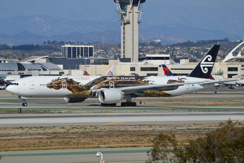 16 h&atilde;ng h&agrave;ng kh&ocirc;ng c&oacute; m&aacute;y bay được sơn đẹp nhất - Ảnh 19.