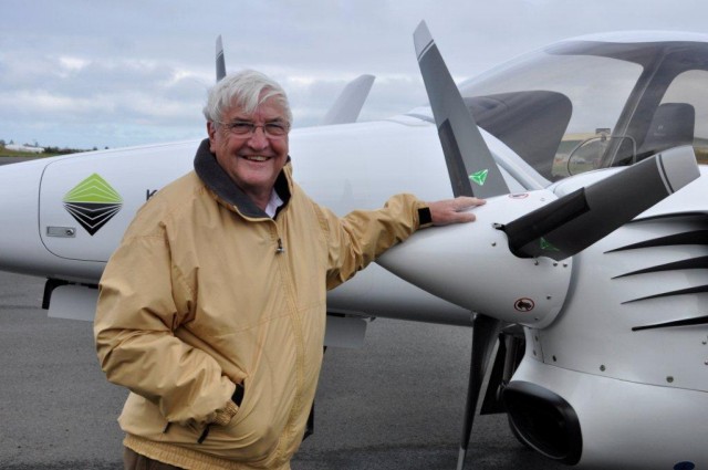 
Eric Moody, người được cho l&agrave; bạc t&oacute;c chỉ sau 1 đ&ecirc;m.
